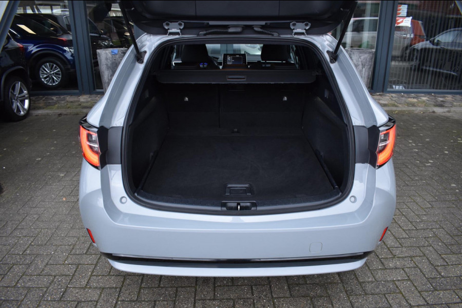 Toyota Corolla Touring Sports 1.8 Hybrid Dynamic | CAMERA | STOELVERWARMING | APPLE CARPLAY | ANDROID AUTO | NAP | ADAPT. CRUISE