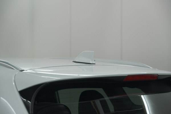 Renault Kadjar TCe 140 EDC Limited | Camera | Dodehoekdetectie | Apple Carplay | Stoelverwarming