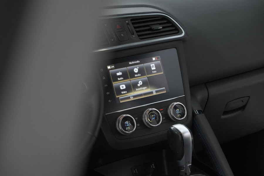 Renault Kadjar TCe 140 EDC Limited | Camera | Dodehoekdetectie | Apple Carplay | Stoelverwarming