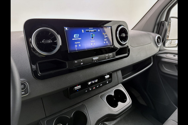 Mercedes-Benz eSprinter 314/414 L3H2 Pro 113kWh 450km actieradius DC laden 115KW Stoelverwarming Camera Betimmering