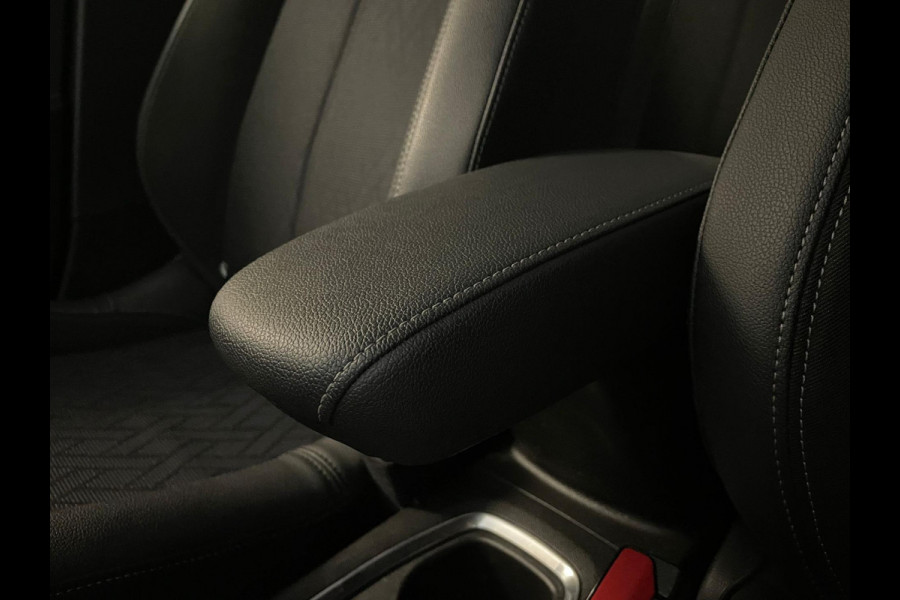 Opel Corsa 1.2 Elegance AUTOMAAT CRUISE APPLE CARPLAY LMV DRIEM VERVANGEN