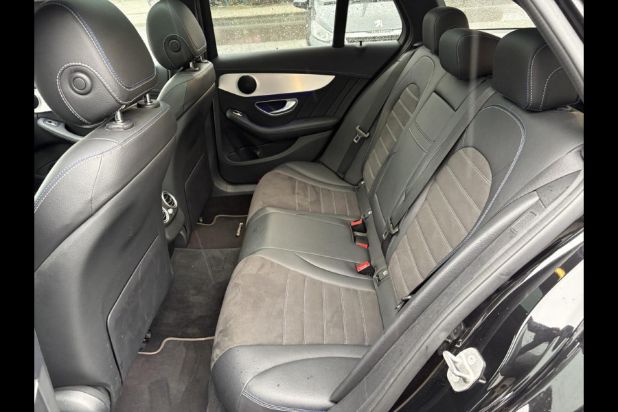 Mercedes-Benz C-Klasse Estate 300e T AMG Line | Plug-in Hybride | PHEV | Panoramadak |  Stoelverwarming | Achteruitrijcamera | Eektrisch vestelbare stoelen | Dealer onderhouden