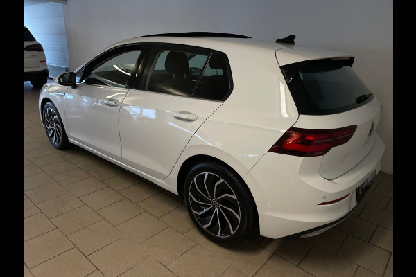 Volkswagen Golf 1.5 TSI ACT Style 150PK AIRCO CLIMA NAVI CRUISE PANO VIRT COCKPIT IQ LIGHT LED VELGEN NIEUWSTAAT