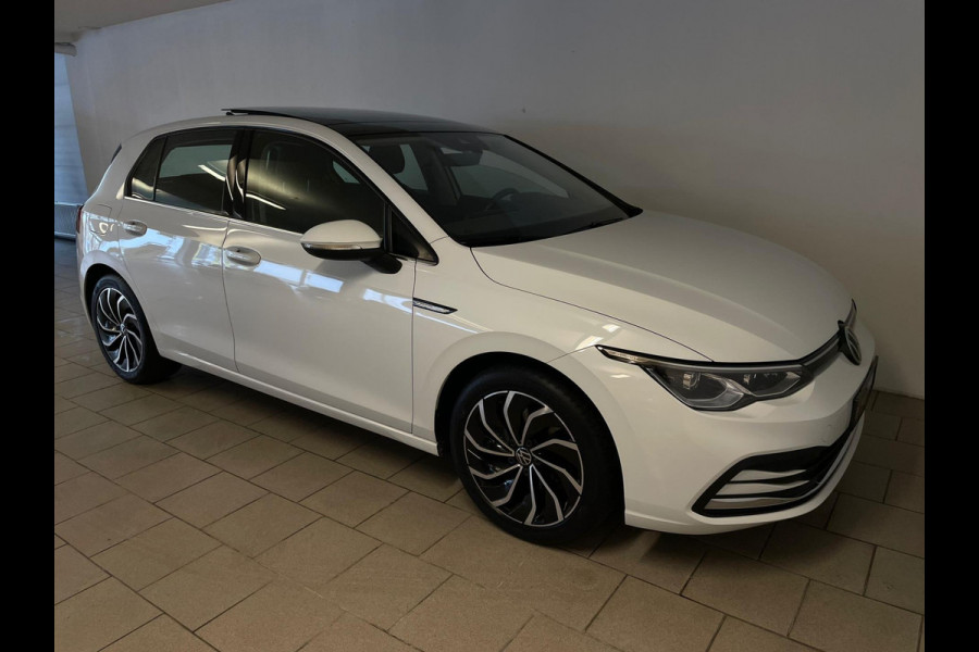 Volkswagen Golf 1.5 TSI ACT Style 150PK AIRCO CLIMA NAVI CRUISE PANO VIRT COCKPIT IQ LIGHT LED VELGEN NIEUWSTAAT