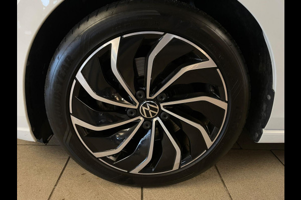 Volkswagen Golf 1.5 TSI ACT Style 150PK AIRCO CLIMA NAVI CRUISE PANO VIRT COCKPIT IQ LIGHT LED VELGEN NIEUWSTAAT