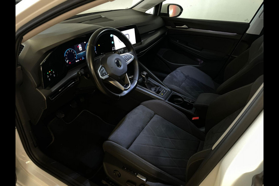 Volkswagen Golf 1.5 TSI ACT Style 150PK AIRCO CLIMA NAVI CRUISE PANO VIRT COCKPIT IQ LIGHT LED VELGEN NIEUWSTAAT