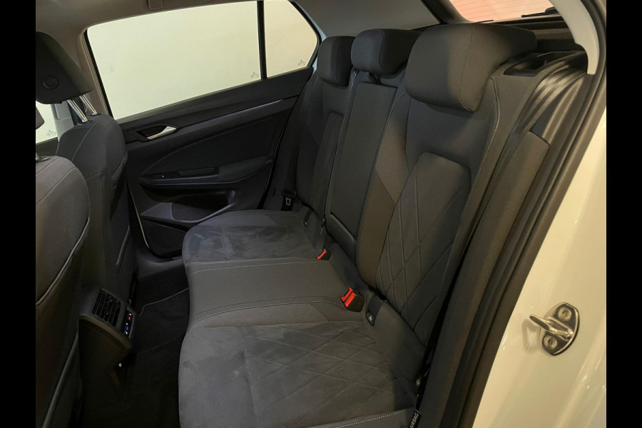 Volkswagen Golf 1.5 TSI ACT Style 150PK AIRCO CLIMA NAVI CRUISE PANO VIRT COCKPIT IQ LIGHT LED VELGEN NIEUWSTAAT