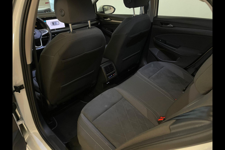 Volkswagen Golf 1.5 TSI ACT Style 150PK AIRCO CLIMA NAVI CRUISE PANO VIRT COCKPIT IQ LIGHT LED VELGEN NIEUWSTAAT