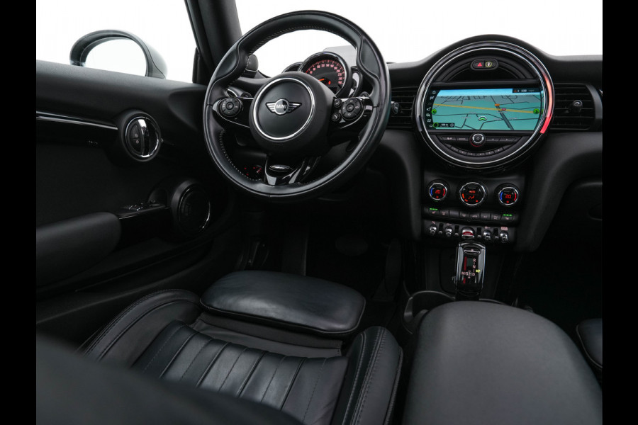 MINI Mini 2.0 Cooper S Chili JCW-Sport-Pack Aut. *PANO | LEATHER | HEAD-UP | HARMAN/KARDON | FULL-LED | JCW-EXHAUST | DAB+ | KEYLESS | NAVI-FULLMAP | CAMERA | CRUISE | AMBIENTLIGHT | SHIFTPADDLES | SPORTSEATS | UNION-JACK | 19"ALU*