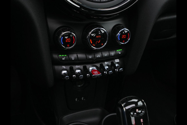 MINI Mini 2.0 Cooper S Chili JCW-Sport-Pack Aut. *PANO | LEATHER | HEAD-UP | HARMAN/KARDON | FULL-LED | JCW-EXHAUST | DAB+ | KEYLESS | NAVI-FULLMAP | CAMERA | CRUISE | AMBIENTLIGHT | SHIFTPADDLES | SPORTSEATS | UNION-JACK | 19"ALU*