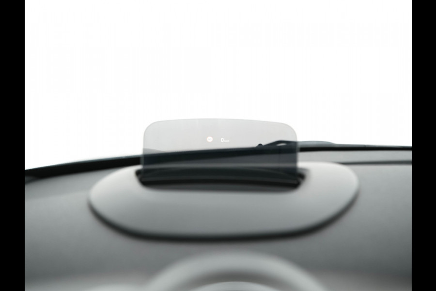 MINI Mini 2.0 Cooper S Chili JCW-Sport-Pack Aut. *PANO | LEATHER | HEAD-UP | HARMAN/KARDON | FULL-LED | JCW-EXHAUST | DAB+ | KEYLESS | NAVI-FULLMAP | CAMERA | CRUISE | AMBIENTLIGHT | SHIFTPADDLES | SPORTSEATS | UNION-JACK | 19"ALU*