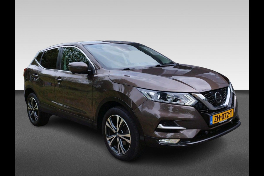 Nissan QASHQAI 1.6 N-Connecta | Trekhaak | Stoelverwarming Half leder | 360 Camera | Comfort pakket