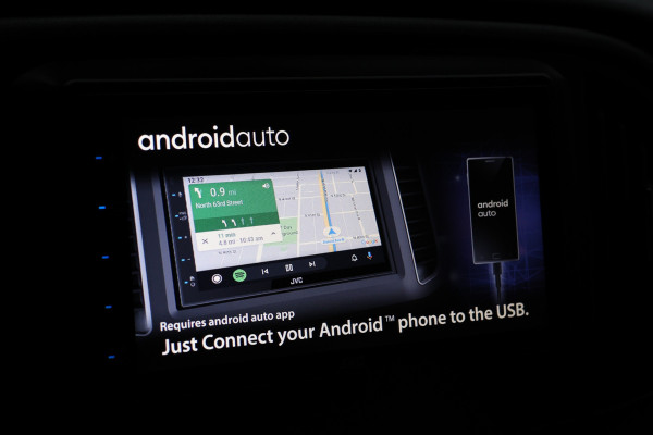 Fiat Doblò Cargo 1.3 MJ L2H1 Maxi | CarPlay | Android Auto | Trekhaak | Airco | Sport velgen | MF Stuur | Nieuwe APK | NL Auto