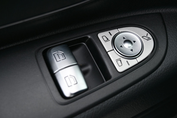 Mercedes-Benz Vito 116 CDI L3 Pro 4x4 360 graden camera, Achterdeuren, Etc.