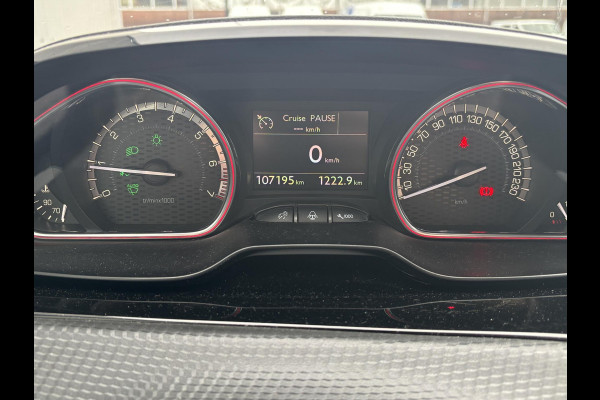 Peugeot 2008 1.2 GT-Line*ECC*CRUISE*NAVI*HAAK*CAM*CARPLAY*