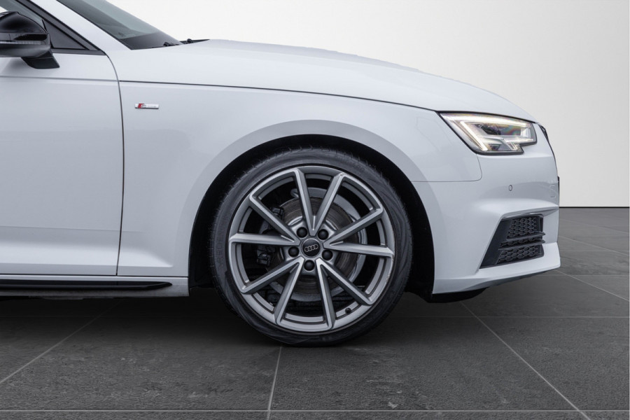 Audi A4 Avant 2.0 TFSI 190pk S-line Pano 19" B&O Virtual