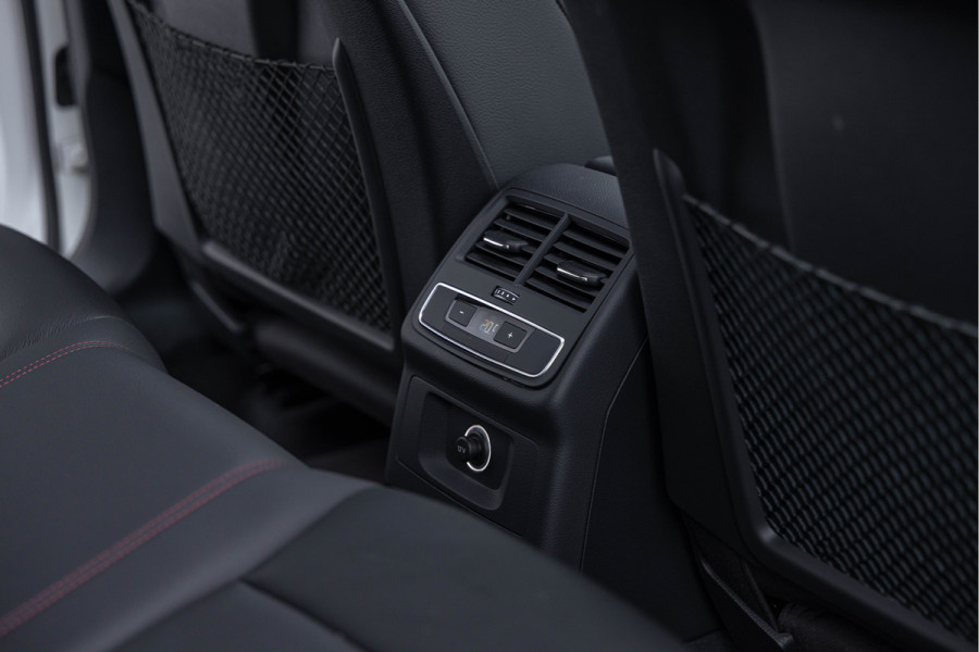 Audi A4 Avant 2.0 TFSI 190pk S-line Pano 19" B&O Virtual