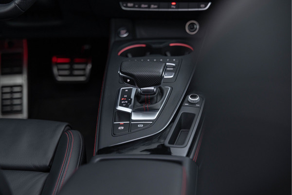 Audi A4 Avant 2.0 TFSI 190pk S-line Pano 19" B&O Virtual