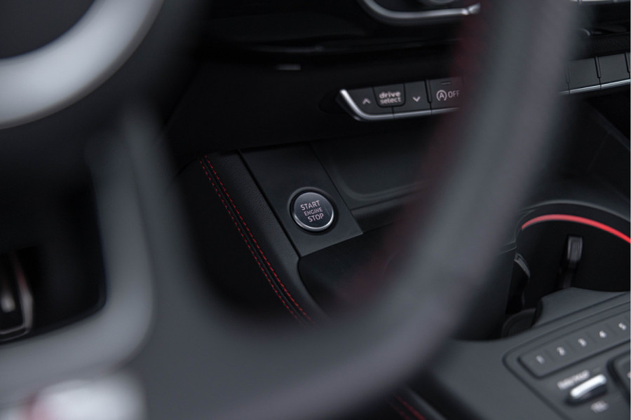 Audi A4 Avant 2.0 TFSI 190pk S-line Pano 19" B&O Virtual