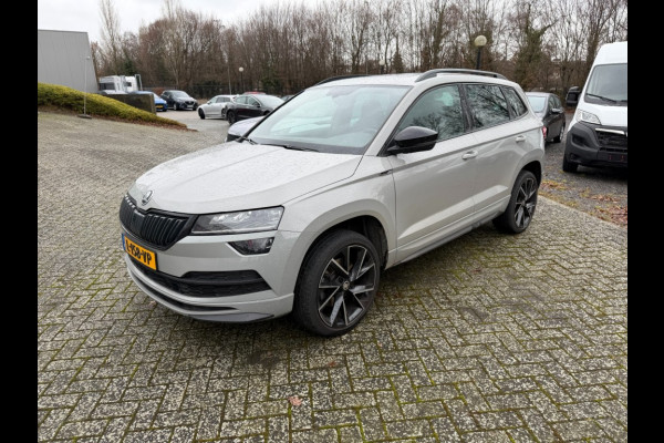 Škoda Karoq 1.5 TSI SPORT Panoramak Camera Winter Navi ACC