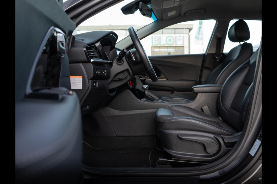 Kia Niro 1.6 GDi Hybrid DynamicLine | Navigatie | Parkeersensoren | adaptieve Cruise Control | Camera | Carplay | Clima