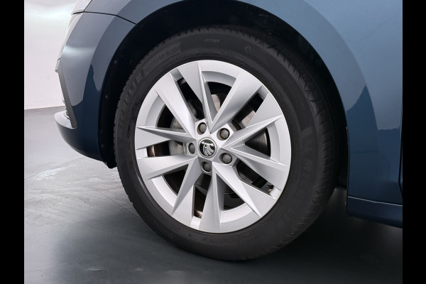 Škoda Octavia 1.0 e-TSI Automaat Trekhaak Adap.Cruise Camera Navi Ecc Apple Carplay Android Auto Virtual Cockpit Business Edition Plus Elek.Achterklep Stoelverwarming voor+achter Lmv DAB Led Keyless advanced Dodehoek detector 1e Eigenaar Origineel Nederlandse Auto Mild-Hybrid