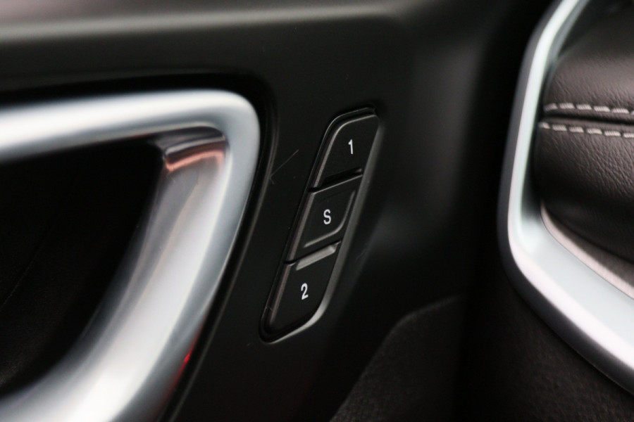 Jeep Compass 4xe 240 Plug-in Hybrid Electric S Leer, 360° Camera, Alpine Sound, ACC, Gekoelde Stoelen, Apple Carplay, 19''