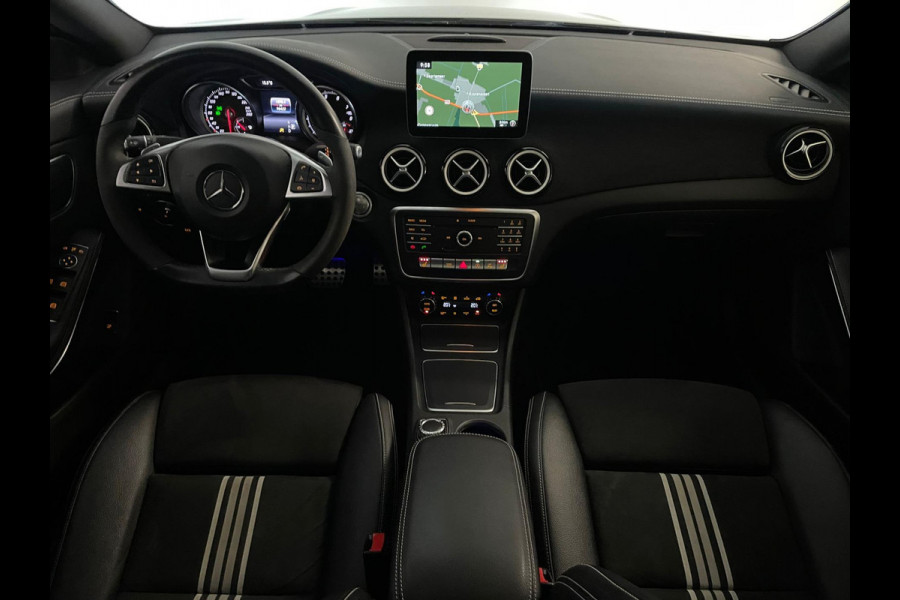 Mercedes-Benz CLA-Klasse 200 AMG LINE PANO AIRCO CLIMA NAVI CRUISE BLUETOOTH CAMERA AMBI LIGHT STOELVERW TREKHAAK PRIVACYGLAS
