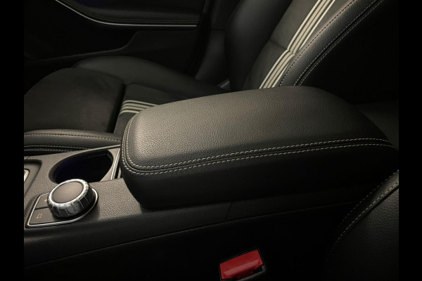 Mercedes-Benz CLA-Klasse 200 AMG LINE PANO AIRCO CLIMA NAVI CRUISE BLUETOOTH CAMERA AMBI LIGHT STOELVERW TREKHAAK PRIVACYGLAS
