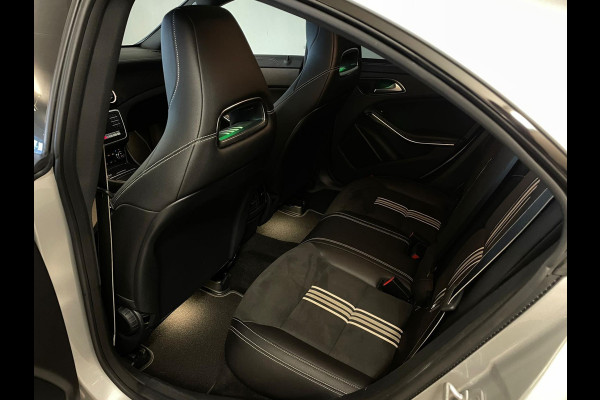 Mercedes-Benz CLA-Klasse 200 AMG LINE PANO AIRCO CLIMA NAVI CRUISE BLUETOOTH CAMERA AMBI LIGHT STOELVERW TREKHAAK PRIVACYGLAS
