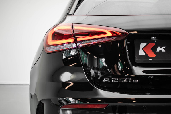 Mercedes-Benz A-Klasse A250 e AMG Line |Pano|Ambient|Camera