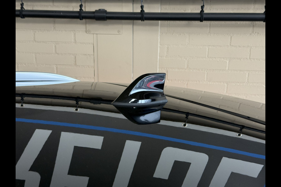 Renault Captur 1.3 TCe 140 R.S. Line Groot navi | Acc | Blindspot | Stoel&Stuur verwarming | 360 100% Renault Dealer onderhouden