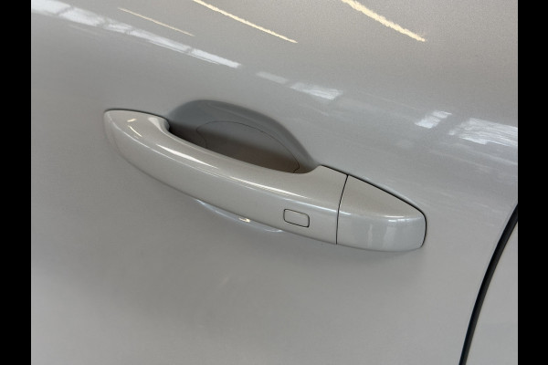 Renault Captur 1.3 TCe 140 R.S. Line Groot navi | Acc | Blindspot | Stoel&Stuur verwarming | 360 100% Renault Dealer onderhouden