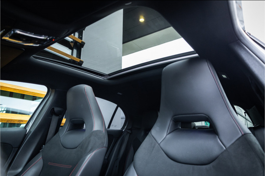 Mercedes-Benz A-Klasse A180 Business Solution AMG - AMG Line | Panorama | Memory | Sfeerverlichting