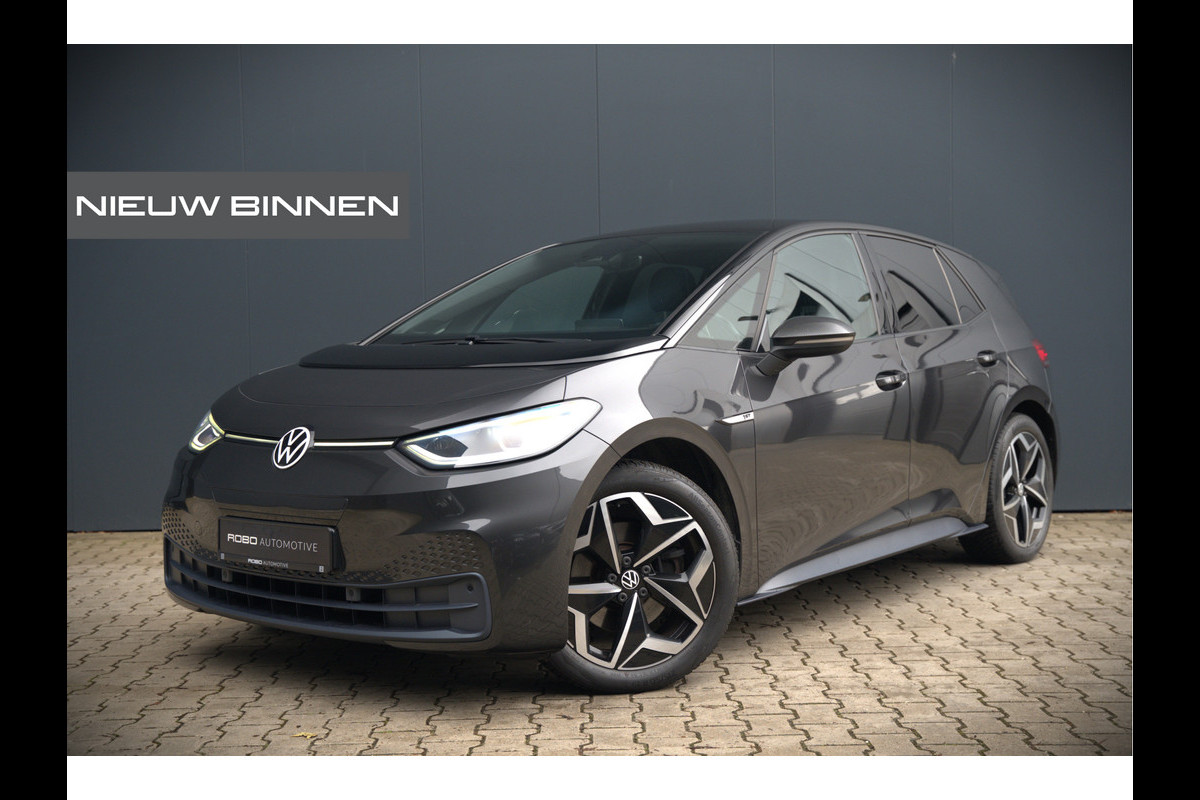 Volkswagen ID.3 First Plus 58 kWh | Stoelverwarming | Stuurverwarming | Camera | Adaptive Cruise Control | Navigatie | Keyless | Parkeersensoren | LED | Apple Carplay | NAP |