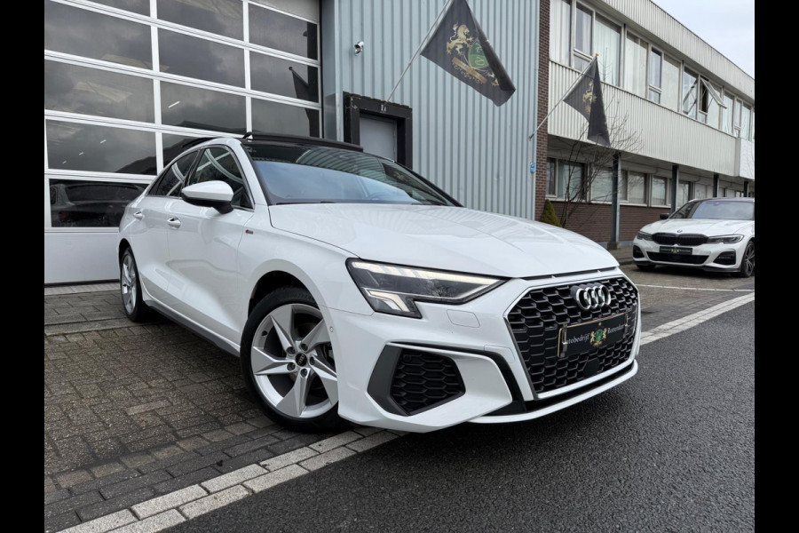 Audi A3 Limousine 35 TFSI S edition S18/LEER/NAV/MATRIX/PANO
