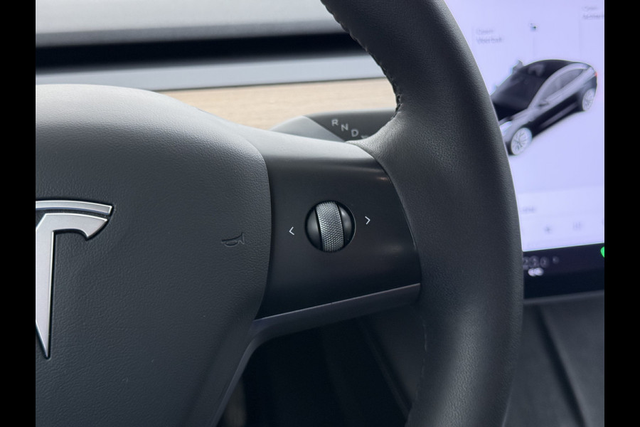 Tesla Model 3 Long Range AWD 75kWh Facelift Warmtepomp Lmv 19" AutoPilot Leder Panoramadak Adaptive-Cruise Camera's Elektr.-Stuur+Stoelen+Spie Navi LED DAB Voorverwarmen interieur Keyless One-Pedal-Drive 4WD SOH 87% Origineel Nederlandse Auto Fabrieksgarantie op Accu en Motor tot 21-12-2028/192.00km