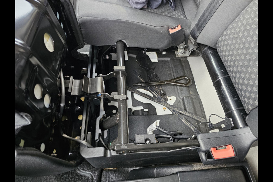 Ford Transit 350 2.0 TDCI L3H2 Trend 130pk Automaat | SCI | Trekhaak | Airco | DAB | Parkeersensoren v+a | Zéér netjes!