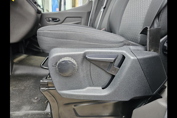 Ford Transit 350 2.0 TDCI L3H2 Trend 130pk Automaat | SCI | Trekhaak | Airco | DAB | Parkeersensoren v+a | Zéér netjes!