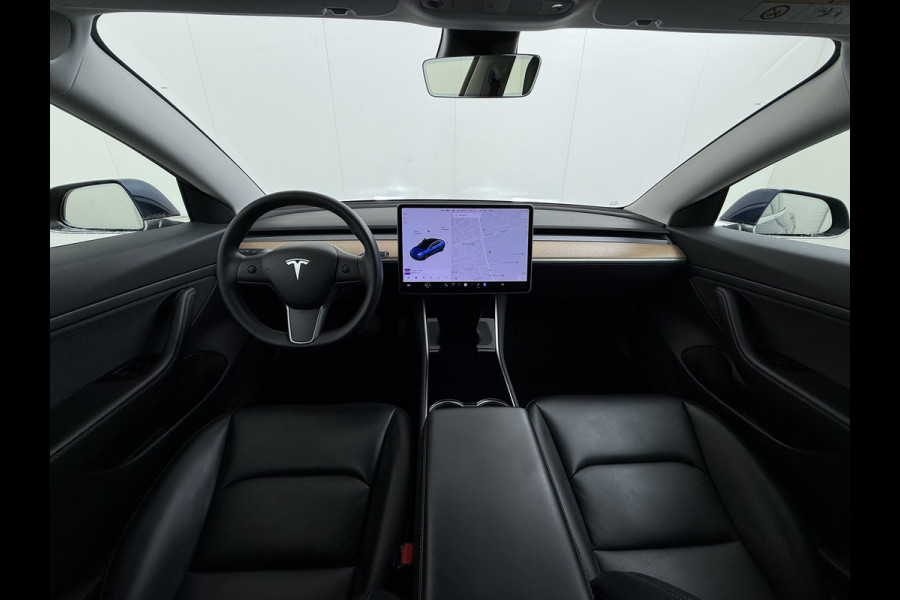 Tesla Model 3 RWD SR plus 325PK SOH 93% LFP Accu AutoPilot Leder Panoramadak Adaptive-Cruise Camera's Elektr.-Stuur+Stoelen+Spiegels+Geheugen+ Navi LED DAB Voorverwarmen Keyless One-Pedal-Drive Lmv 18" 1e Eigenaar Origineel Nederlandse Auto