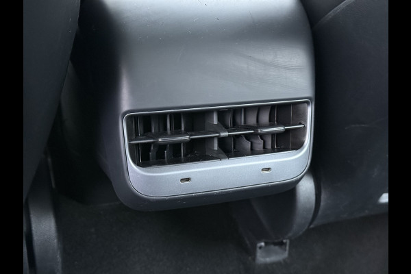 Tesla Model 3 RWD SR plus 325PK SOH 93% LFP Accu AutoPilot Leder Panoramadak Adaptive-Cruise Camera's Elektr.-Stuur+Stoelen+Spiegels+Geheugen+ Navi LED DAB Voorverwarmen Keyless One-Pedal-Drive Lmv 18" 1e Eigenaar Origineel Nederlandse Auto