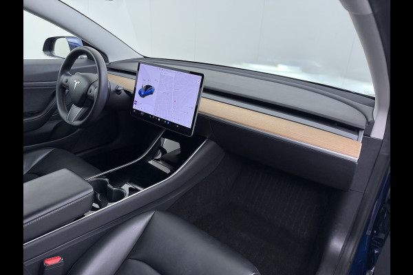 Tesla Model 3 RWD SR plus 325PK SOH 93% LFP Accu AutoPilot Leder Panoramadak Adaptive-Cruise Camera's Elektr.-Stuur+Stoelen+Spiegels+Geheugen+ Navi LED DAB Voorverwarmen Keyless One-Pedal-Drive Lmv 18" 1e Eigenaar Origineel Nederlandse Auto