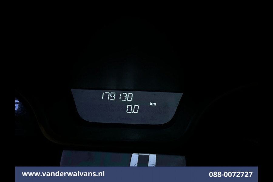 Fiat Talento 2.0 MultiJet 120pk L2H1 Euro6 Airco | Cruisecontrol | Trekhaak | Parkeersensoren Bijrijdersbank