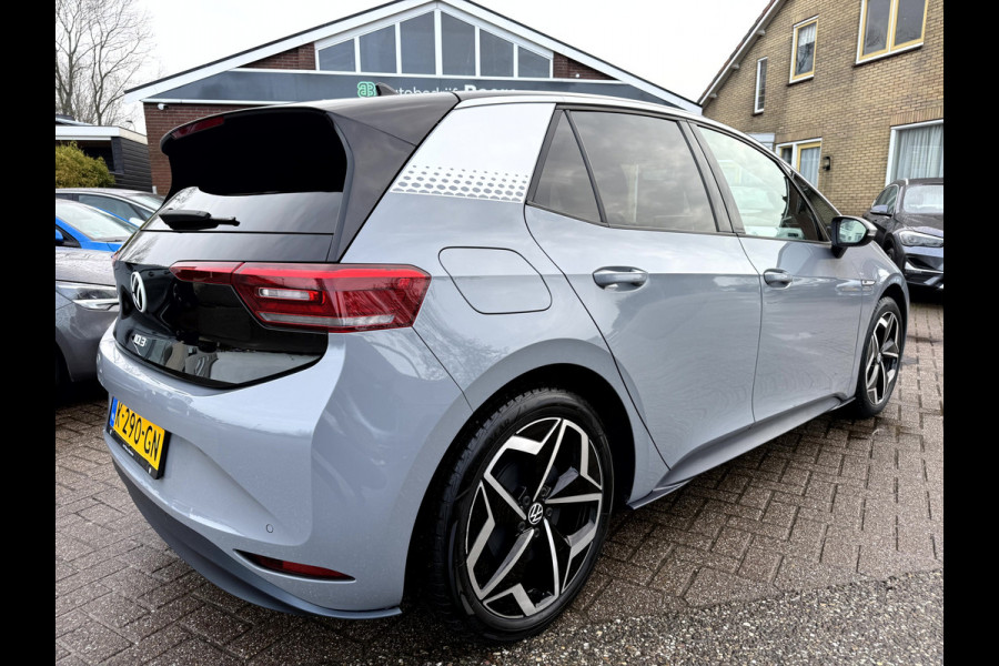 Volkswagen ID.3 First Plus 58 kWh Camera, 19''Lmv, Stoel/Stuurverwarming