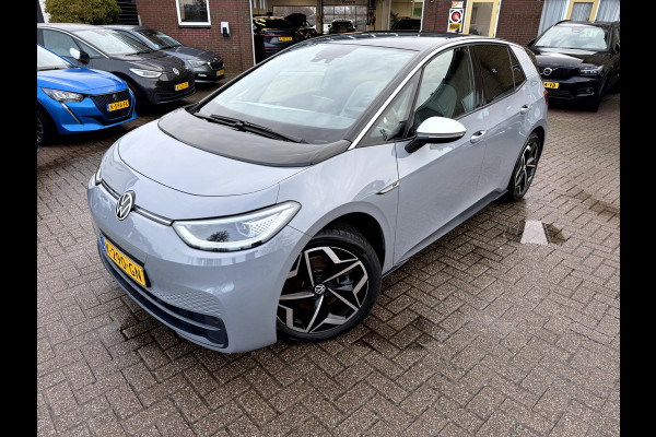 Volkswagen ID.3 First Plus 58 kWh Camera, 19''Lmv, Stoel/Stuurverwarming