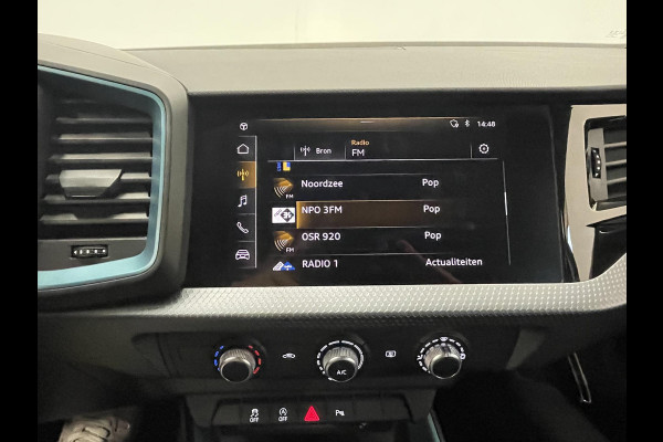 Audi A1 Sportback 35 TFSI 150pk S-tronic Navigatie Apple Carplay/Android Auto Parkeersensoren Virtual Cockpit Lichtmetalen velgen Airco