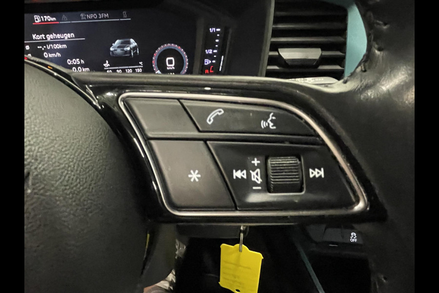 Audi A1 Sportback 35 TFSI 150pk S-tronic Navigatie Apple Carplay/Android Auto Parkeersensoren Virtual Cockpit Lichtmetalen velgen Airco