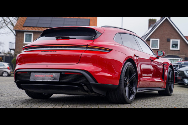 Porsche Taycan Sport Turismo GTS 93 kWh | Luchtvering / LIFT | Bose surround sound | Panorama | Luxe Leder / Alcantara | Sfeerverl