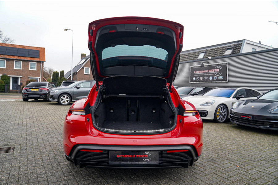 Porsche Taycan Sport Turismo GTS 93 kWh | Luchtvering / LIFT | Bose surround sound | Panorama | Luxe Leder / Alcantara | Sfeerverl