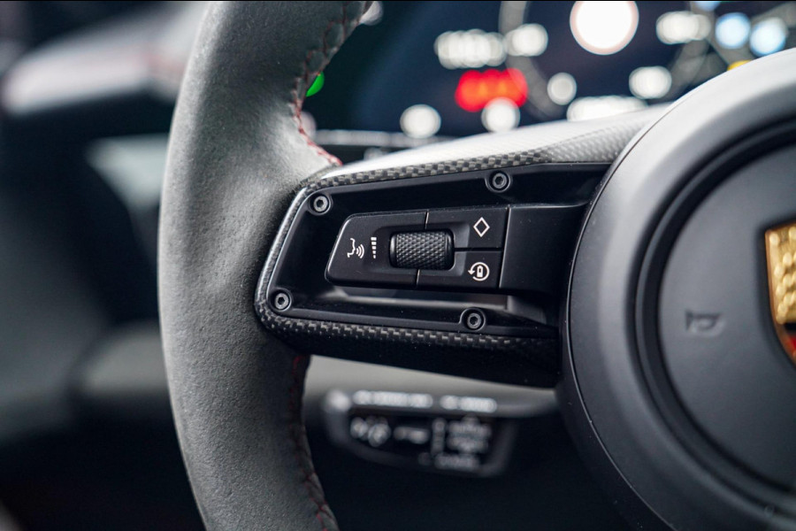 Porsche Taycan Sport Turismo GTS 93 kWh | Luchtvering / LIFT | Bose surround sound | Panorama | Luxe Leder / Alcantara | Sfeerverl